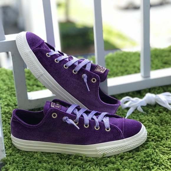 NWT Converse Ctas OX Night Purple Gold Velvet Y/W - Picture 5 of 5